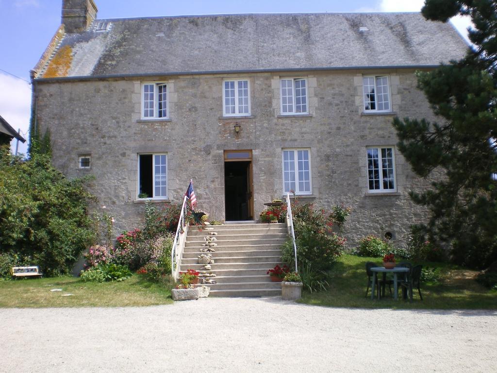 Ferme Manoir La Fiere Bed & Breakfast Sainte-Mère-Église Екстериор снимка