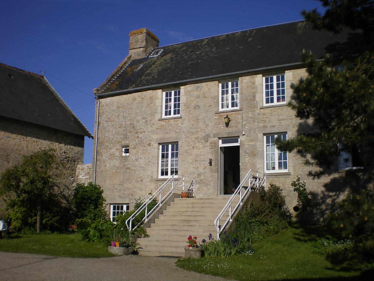 Ferme Manoir La Fiere Bed & Breakfast Sainte-Mère-Église Екстериор снимка