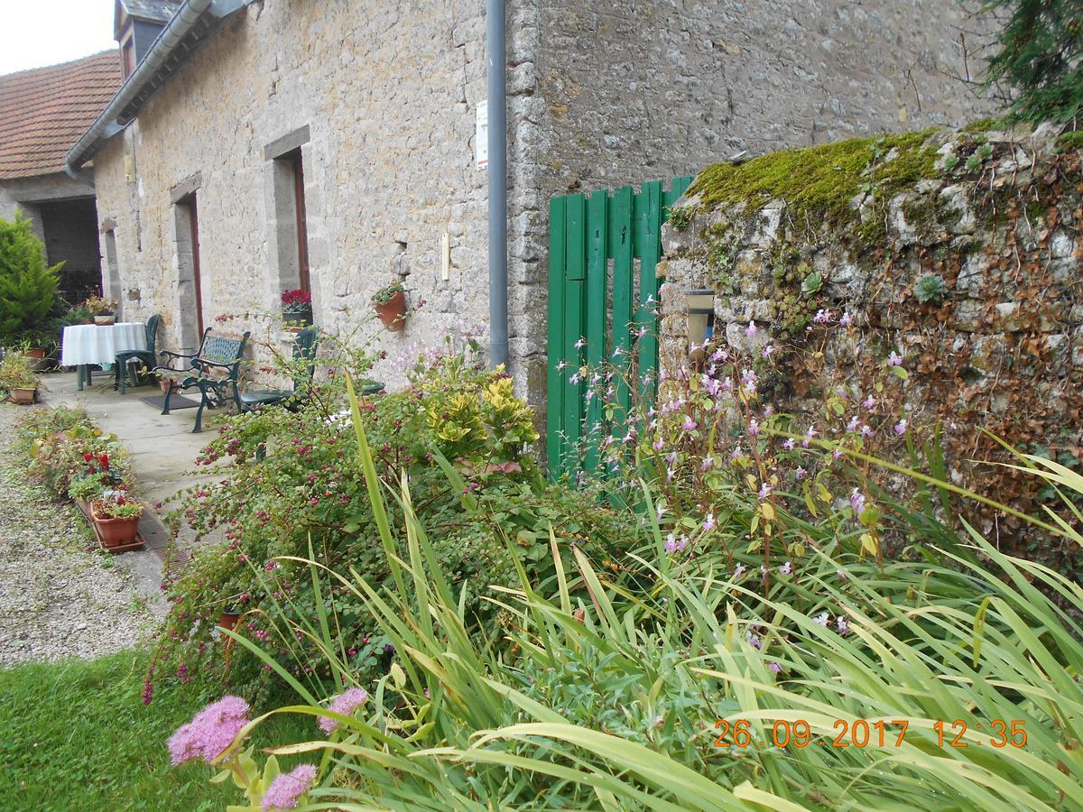 Ferme Manoir La Fiere Bed & Breakfast Sainte-Mère-Église Екстериор снимка