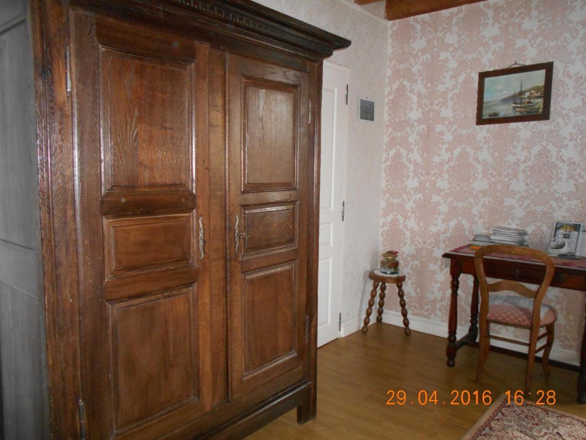 Ferme Manoir La Fiere Bed & Breakfast Sainte-Mère-Église Екстериор снимка